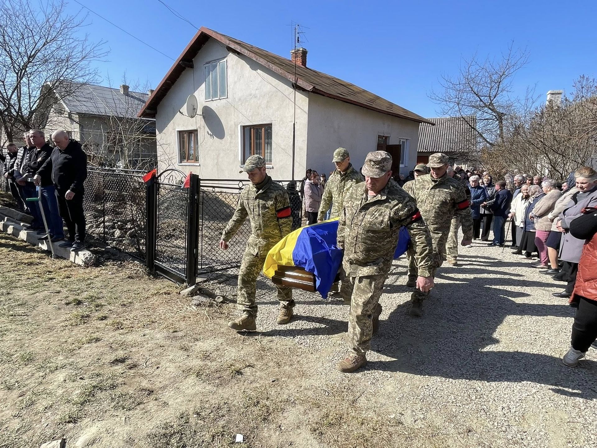 У Надвірній провели в останню дорогу полеглого воїна Ярему Загайкевича 4