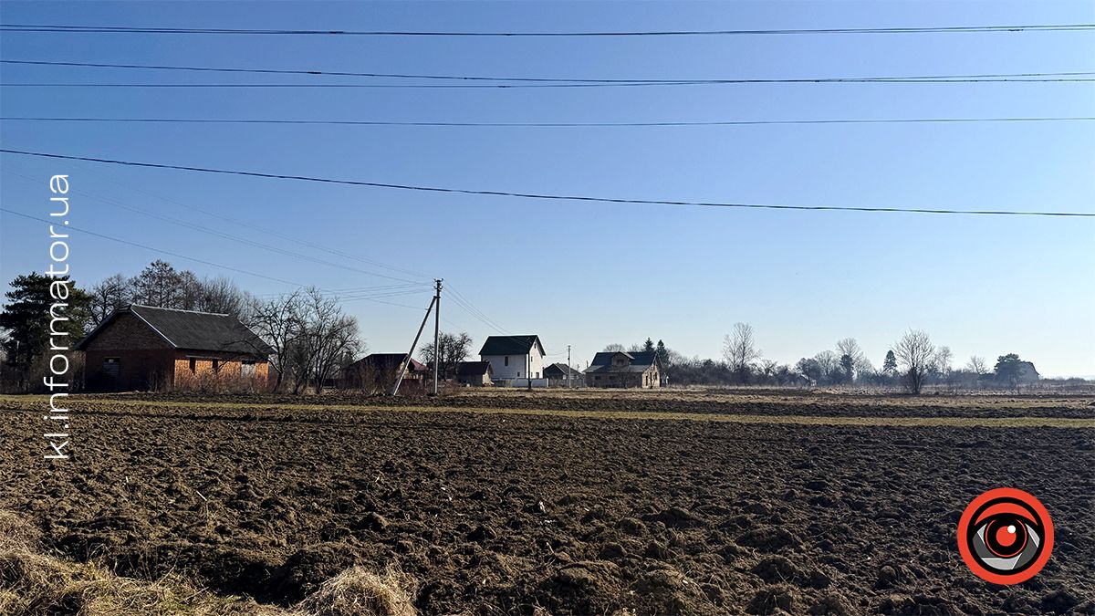 У перших весняних променях сонця: фоторепортаж з села Кіданч 3