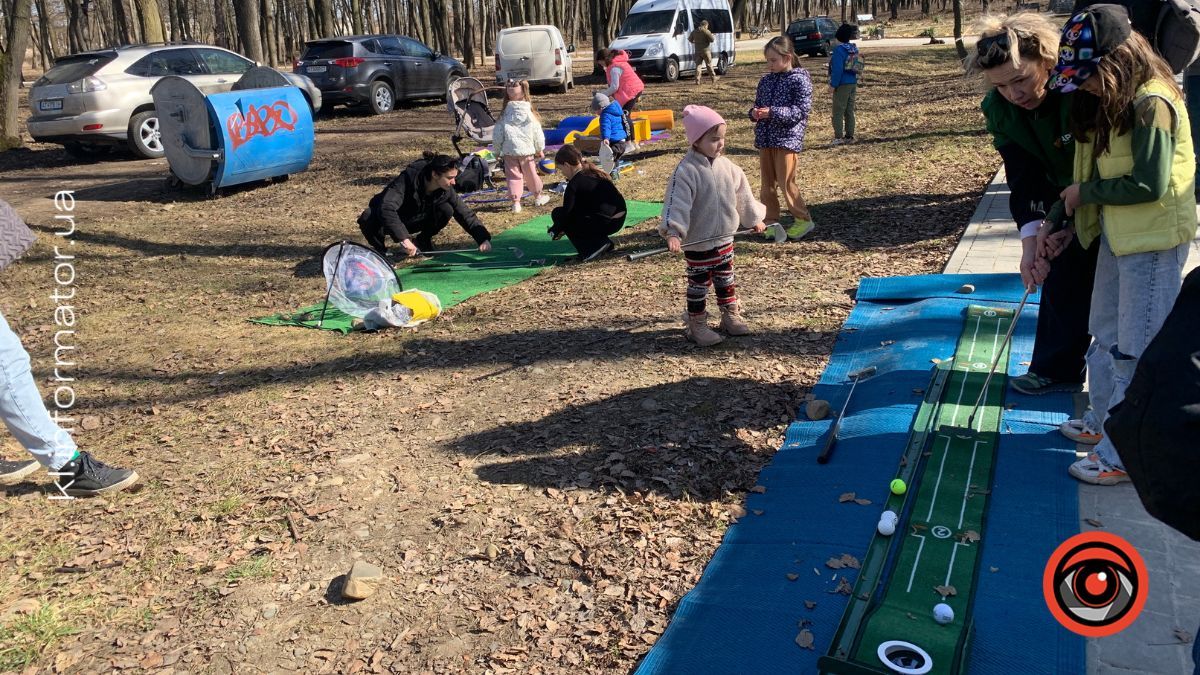 У Коломиї відзначили День добровольця та провели толоку на Алеї добровольців 2