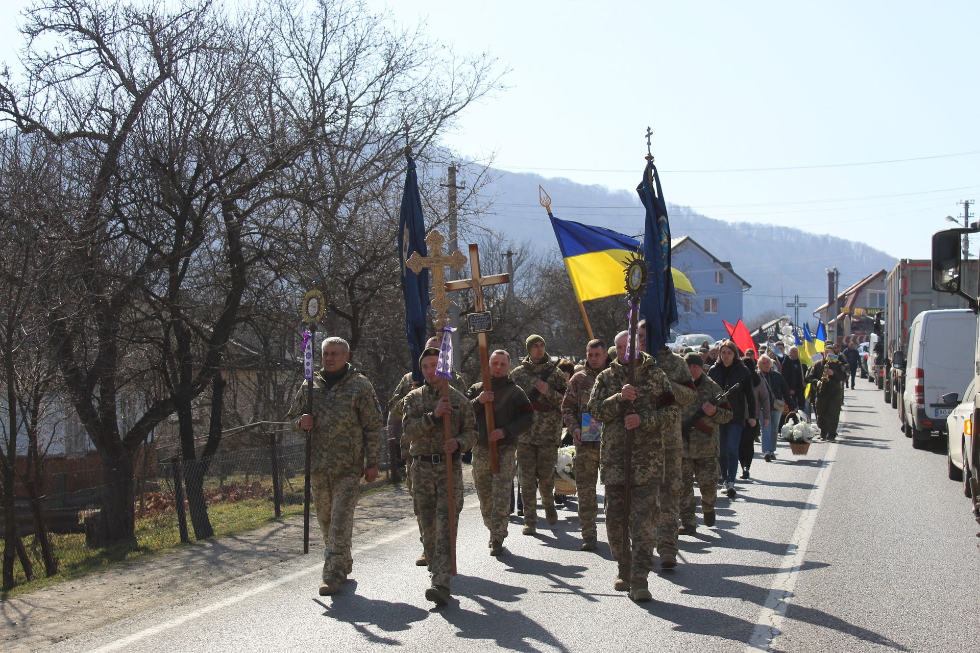 У Делятині попрощались із померлим воїном Володимиром Козловським 12