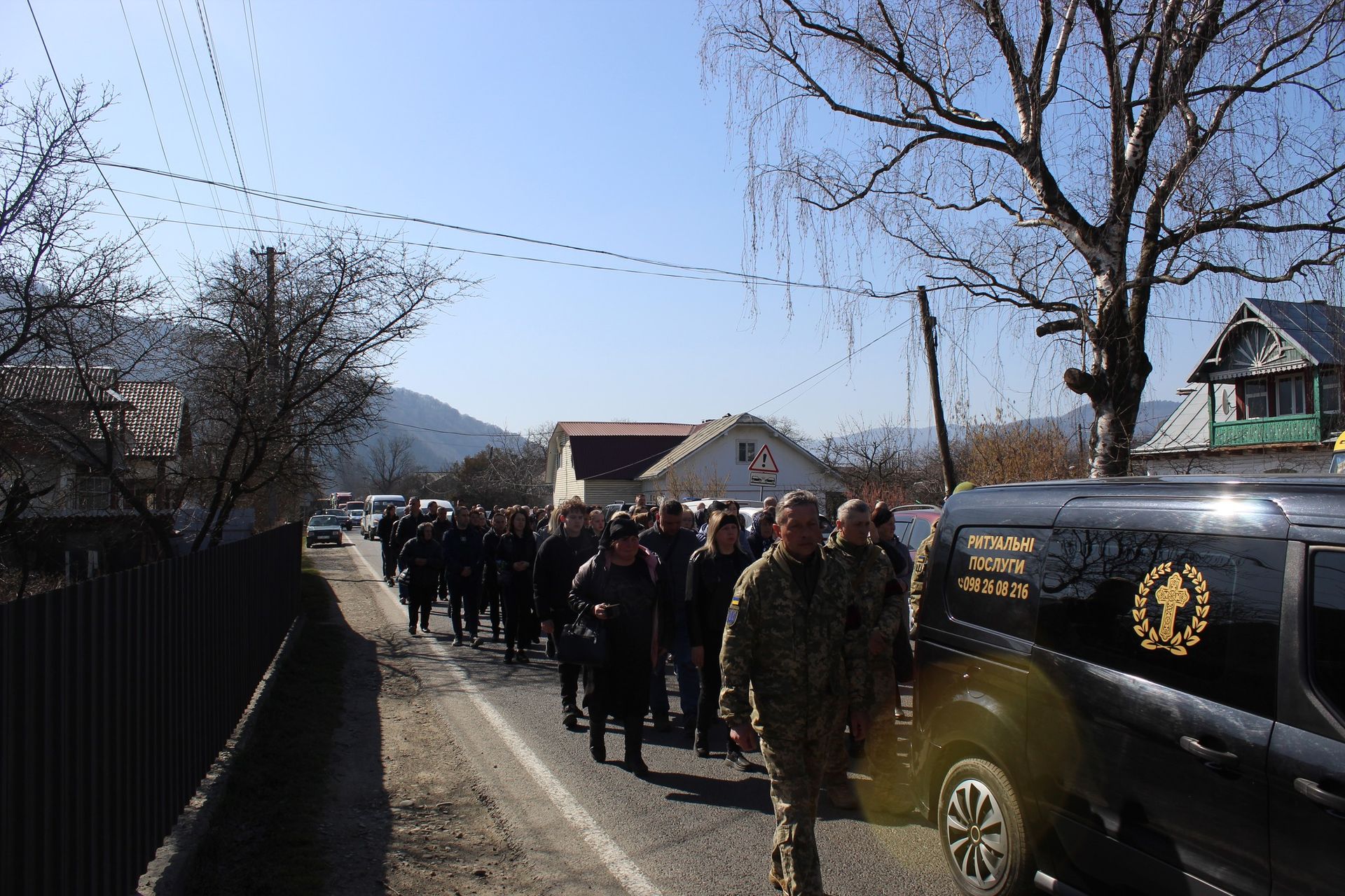 У Делятині попрощались із померлим воїном Володимиром Козловським 15