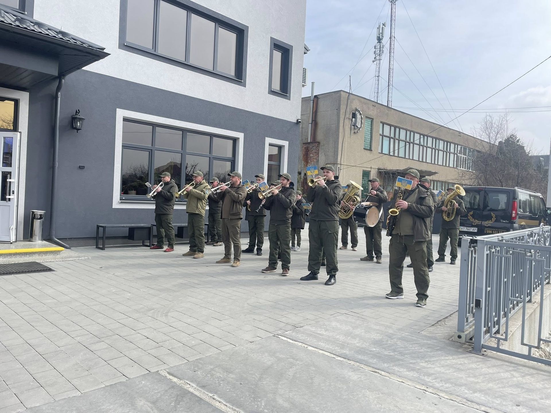 У Надвірній провели в останню дорогу полеглого захисника Володимира Скорупського 7