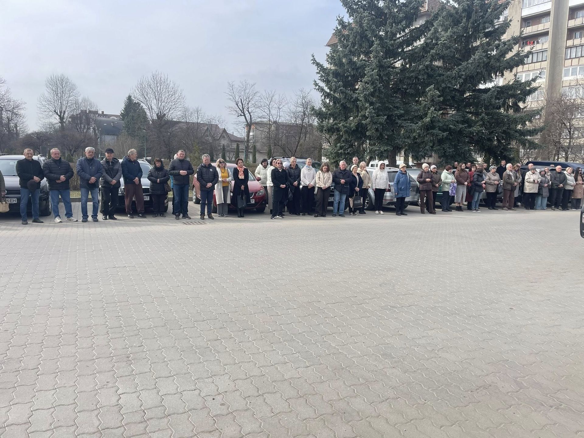 У Надвірній провели в останню дорогу полеглого захисника Володимира Скорупського 8