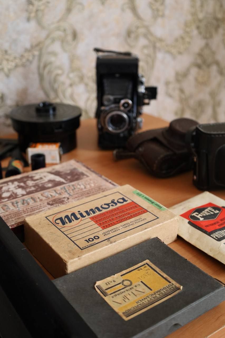 У Коломиї відкрили виставку світлин "Світло і тіні Ксенії Світлик" 19