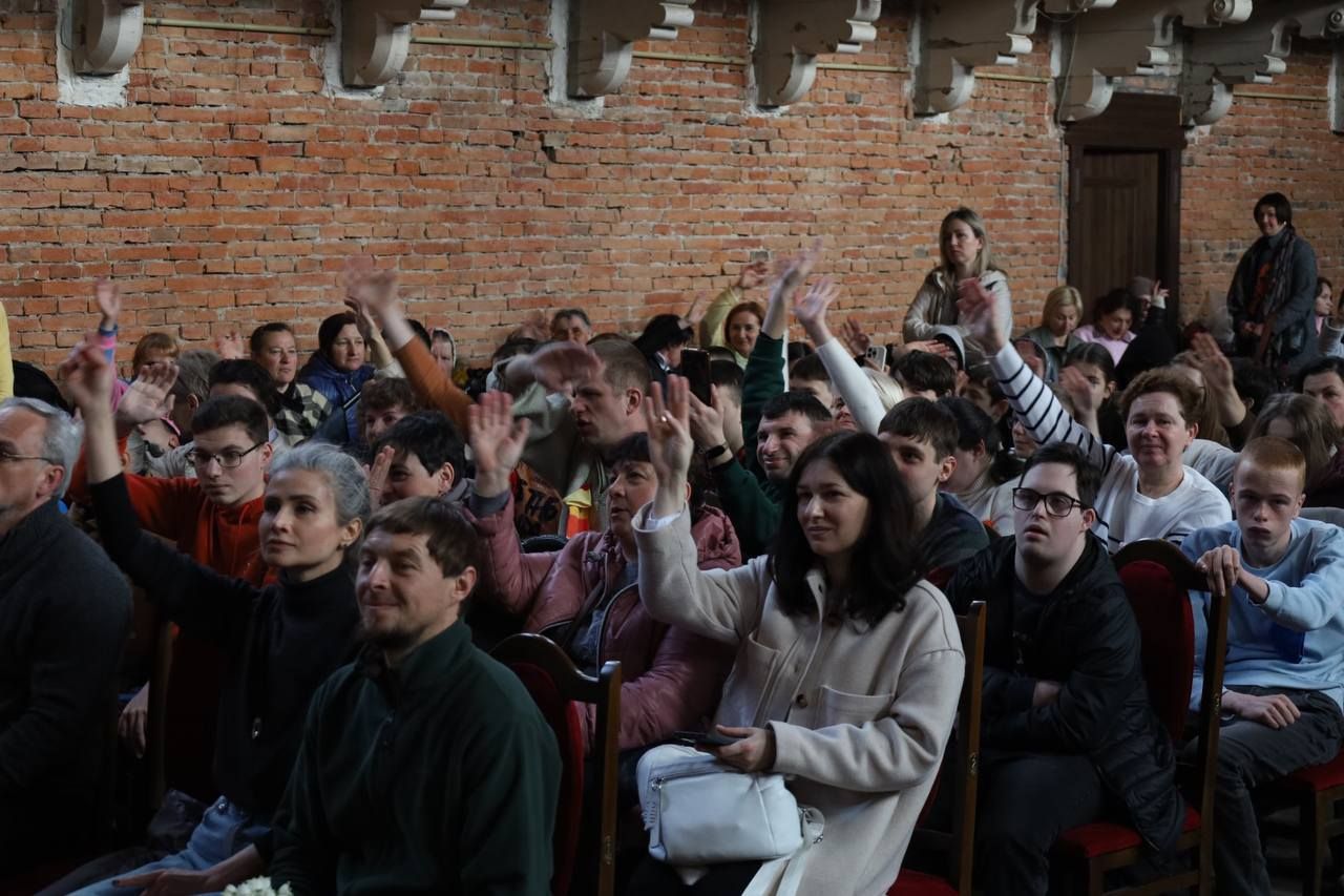 У Коломиї провели акцію до Дня людей із синдромом Дауна та 20-річчя фонду "Крокус" 15