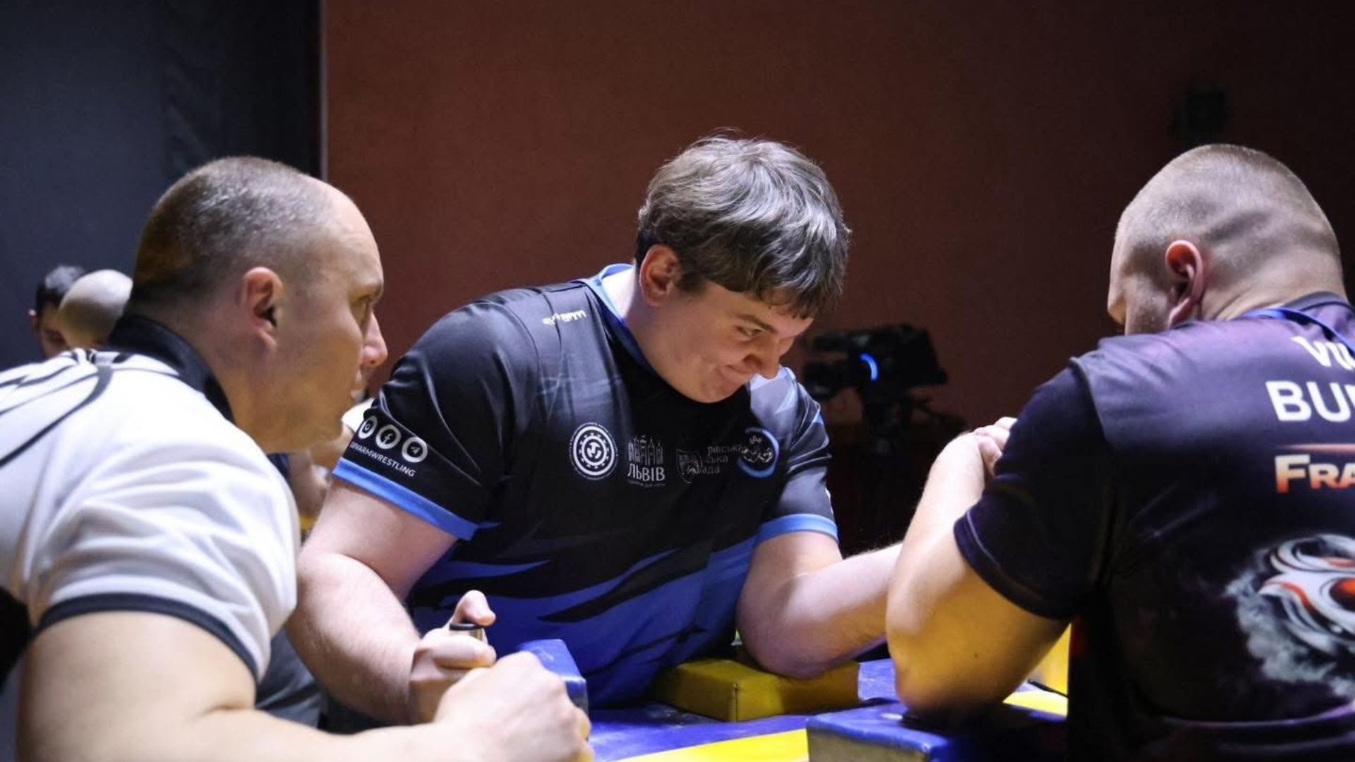 Надвірнянські спортсмени на Чемпіонаті України з армреслінгу