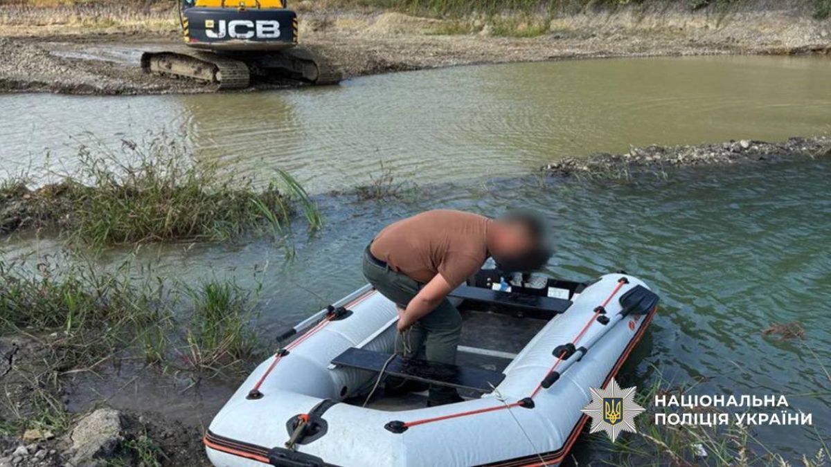 Незаконна група на Коломийщині видобувала гравій