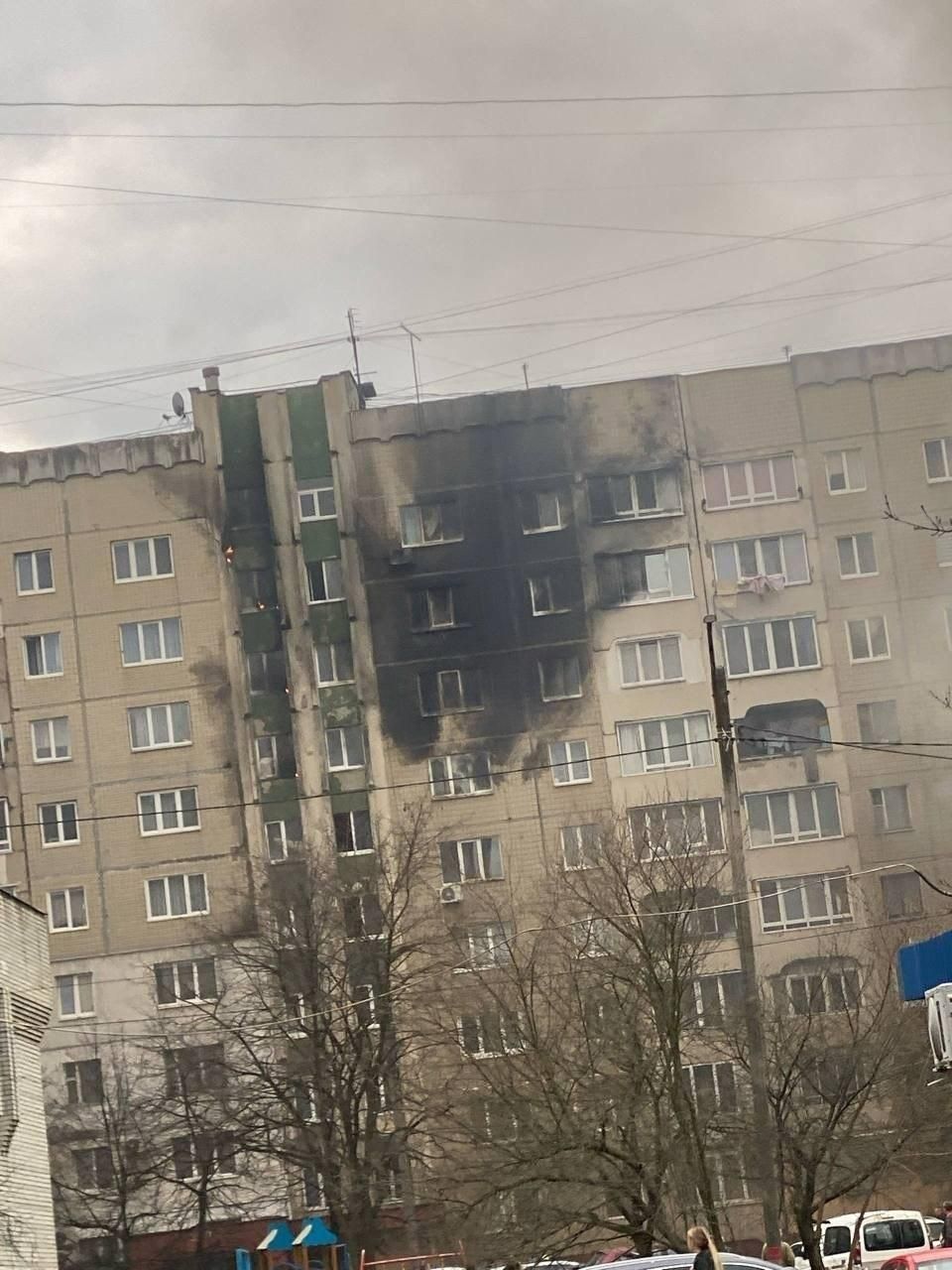 Наслідки влучання дрона у житловий будинок у Львові. Фото: 