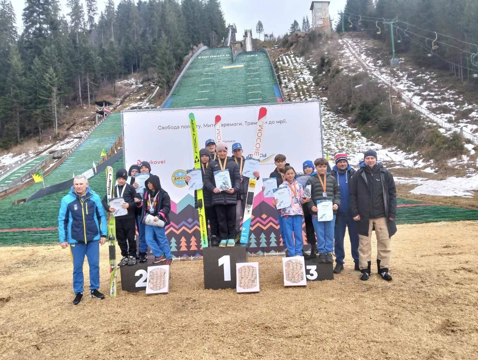 У Ворохті визначили чемпіонів України зі стрибків на лижах з трампліна 1