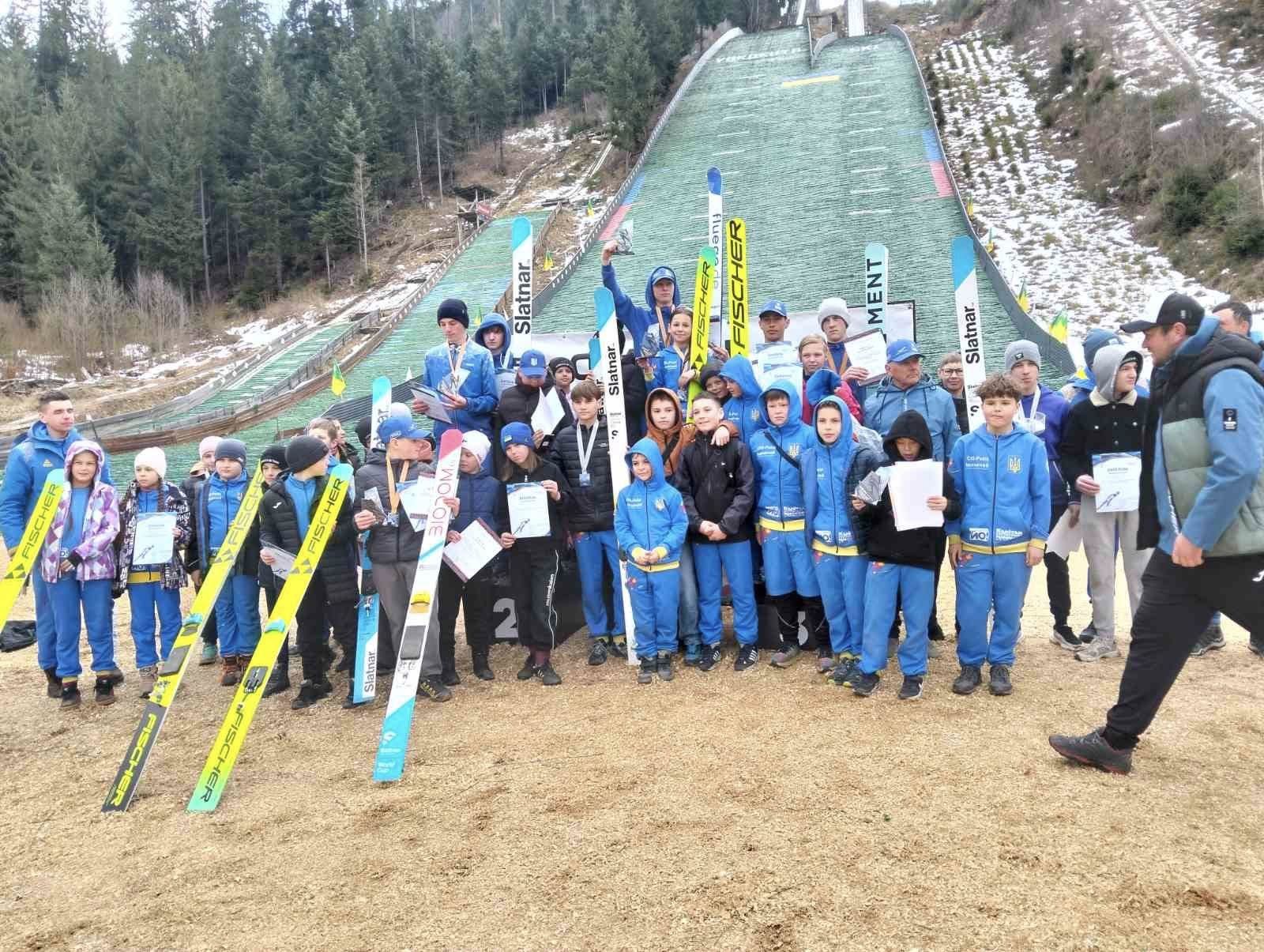 У Ворохті визначили чемпіонів України зі стрибків на лижах з трампліна 6