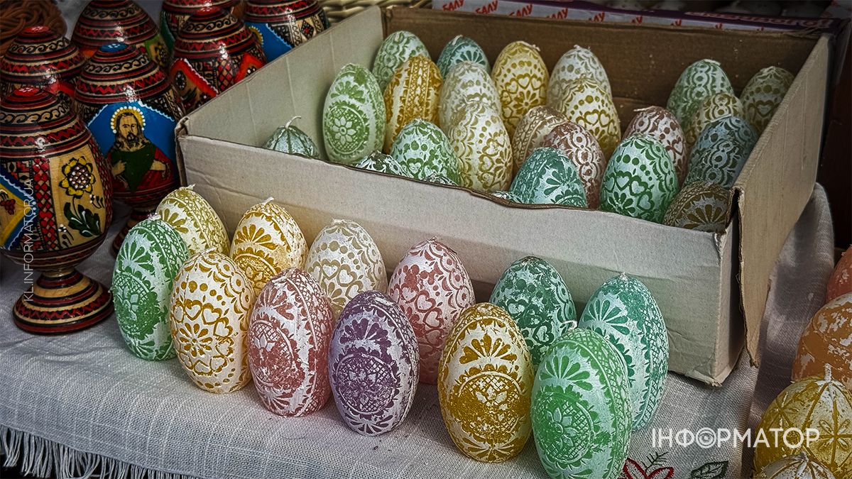 Писанки, вербові гілочки та прикраси для кошика: у Коломиї запрацював Великодній ярмарок 6
