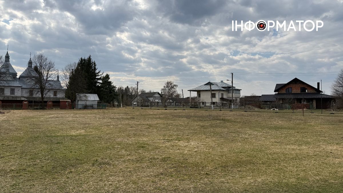 Запруття у весняних барвах: фоторепортаж із села Залуччя 12