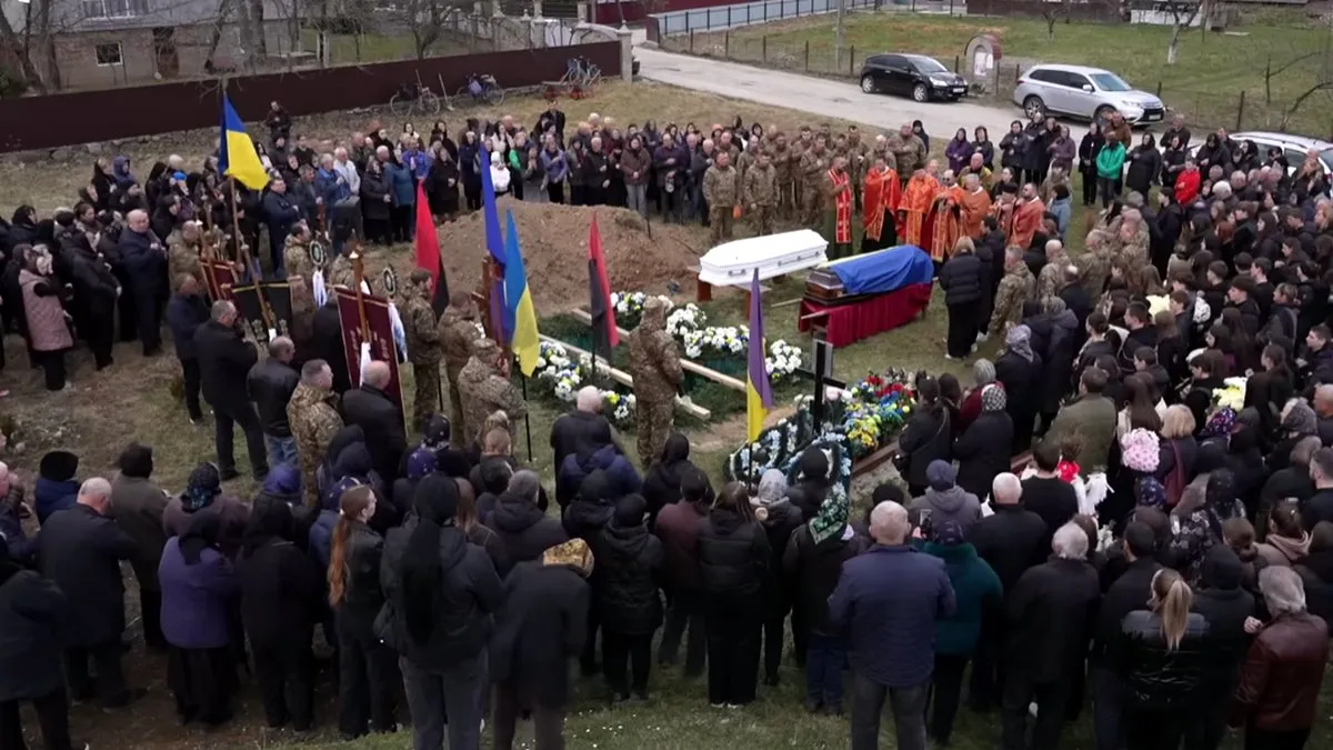 У Добротові попрощалися із загиблими через ворожий дрон Володимиром та Анелею Шкрумеляками