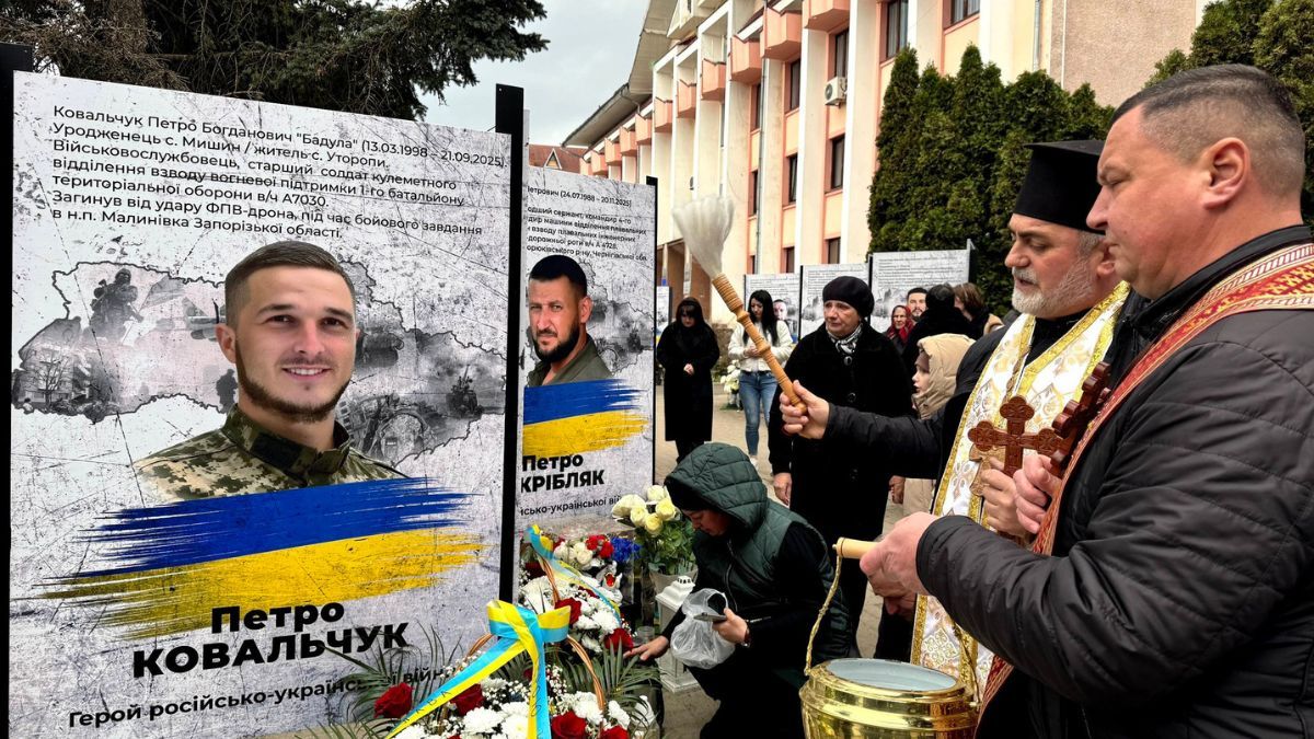 Вшанування памʼяті полеглих захисників у Косові