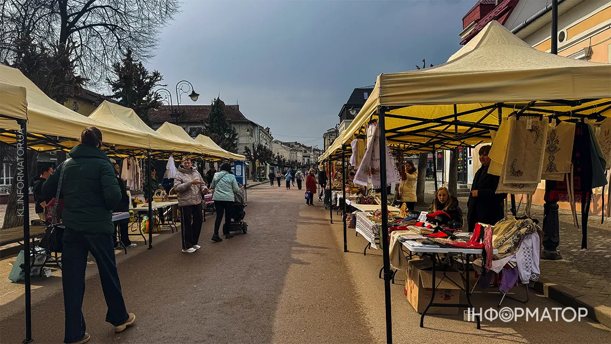 На коломийській стометрівці розгорнули ще один ярмарок 3