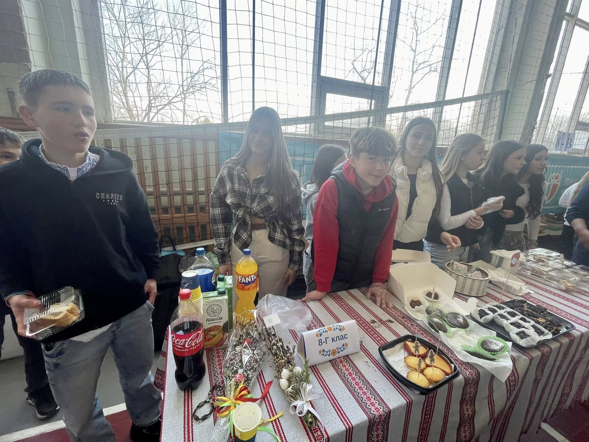 У Надвірній на благодійному ярмарку зібрали майже 60 тисяч гривень для ЗСУ 4