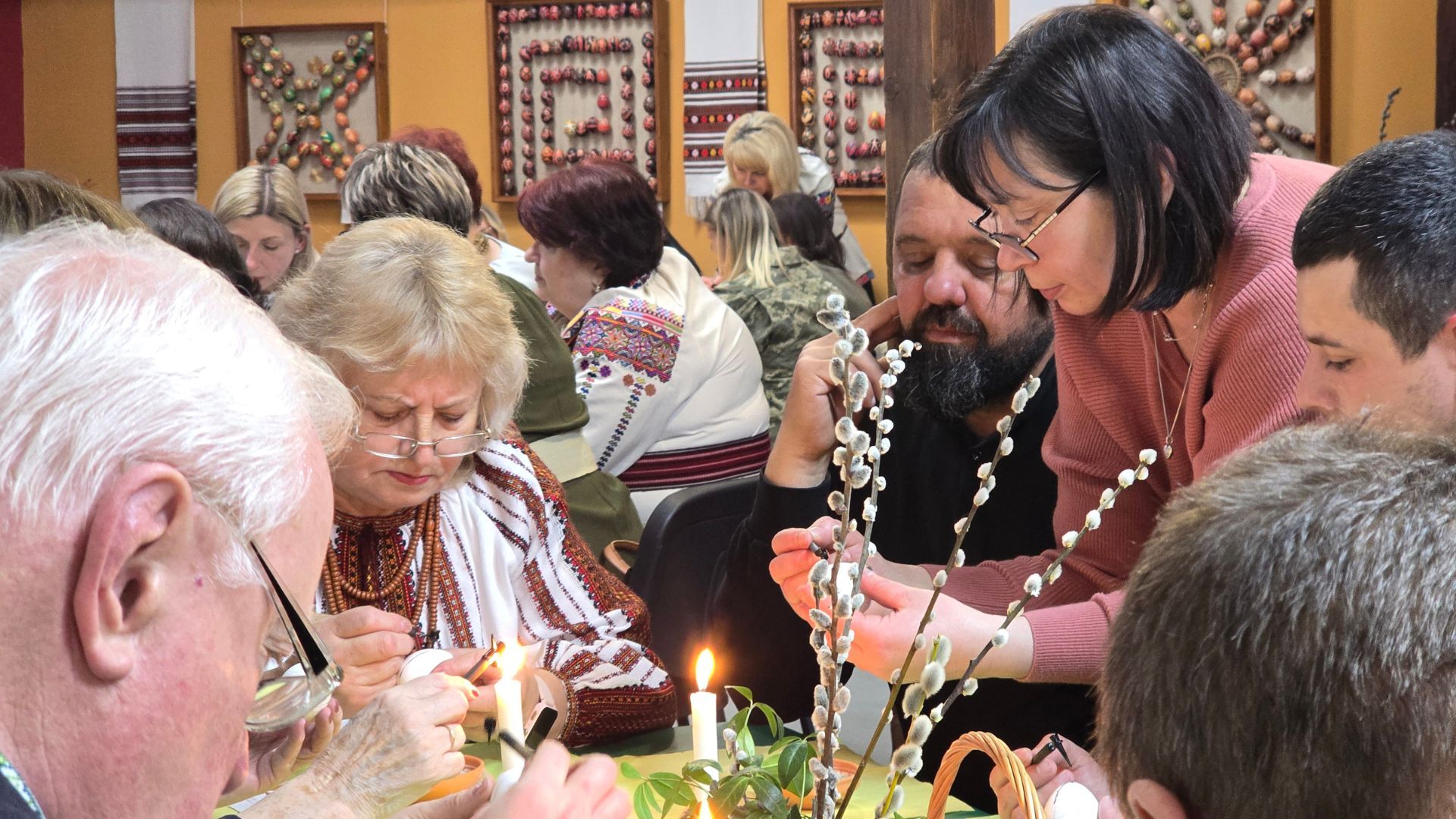 Акція "Писанки для України". Фото: Суспільне Івано-Франківськ