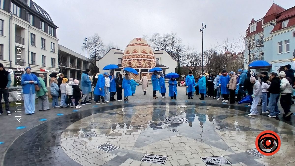 У Коломиї пройшла акція до Дня поширення інформації про аутизм 1