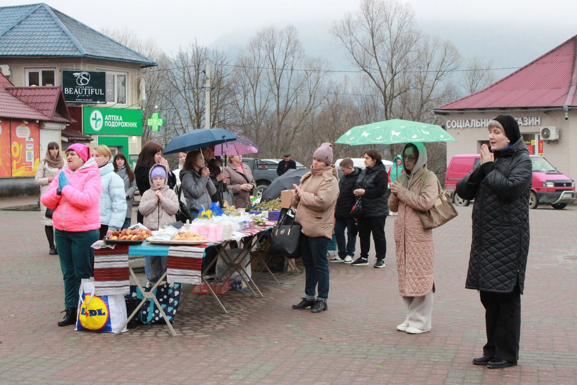 У Верховині провели благодійний захід на підтримку ЗСУ 10