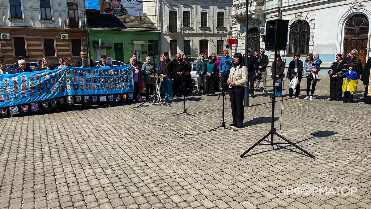 У Коломиї відкрили “Стіну надії” для зниклих безвісти воїнів 1