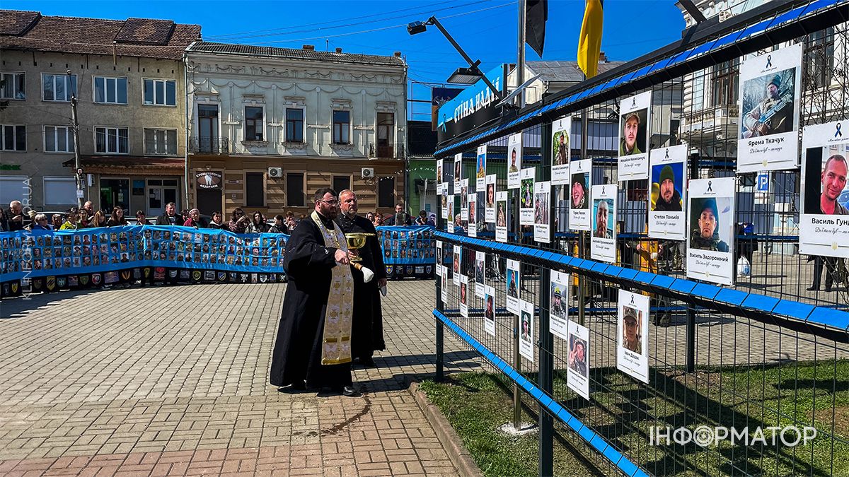 У Коломиї відкрили “Стіну надії” для зниклих безвісти воїнів 3
