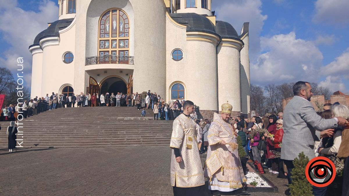 Вербна неділя у Коломиї: фоторепортаж з місцевих храмів 8