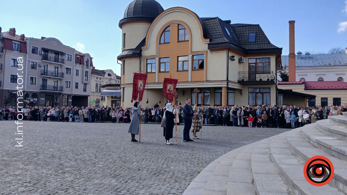 Вербна неділя у Коломиї: фоторепортаж з місцевих храмів 4
