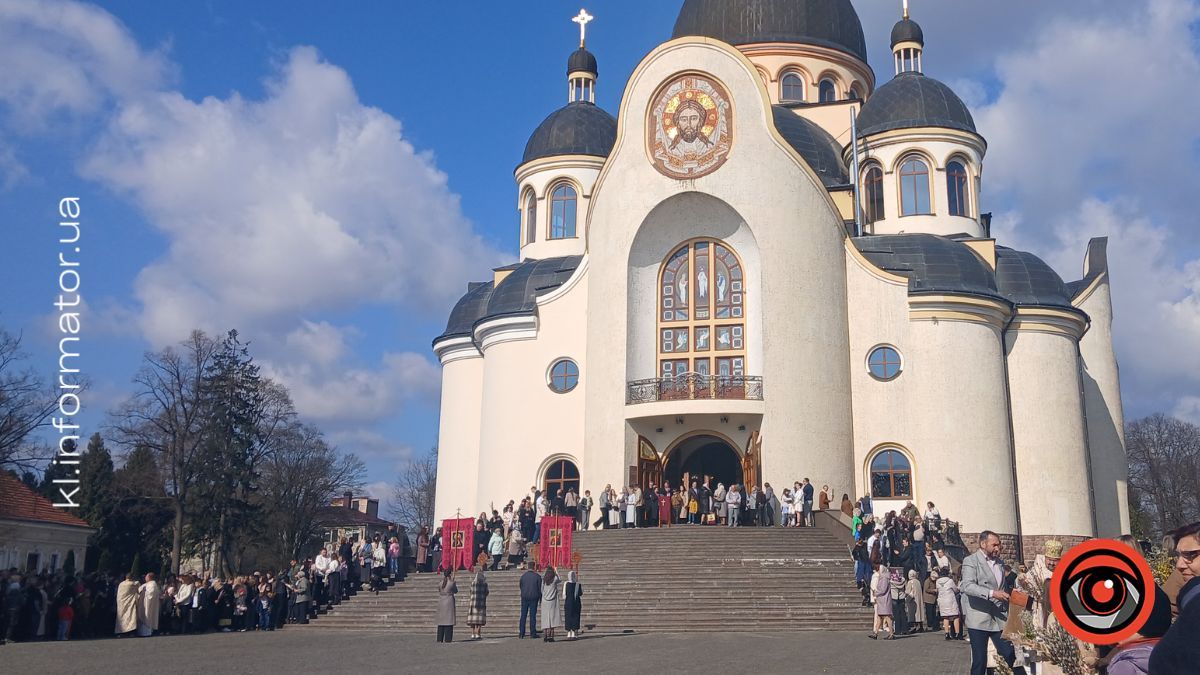 Вербна неділя у Коломиї: фоторепортаж з місцевих храмів 2