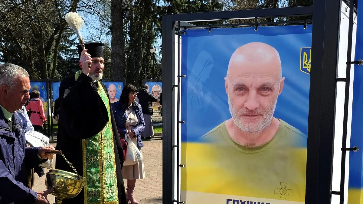 Алею Надії відкрили у Снятині 4