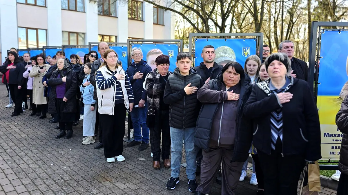 Алею Надії відкрили у Снятині 3