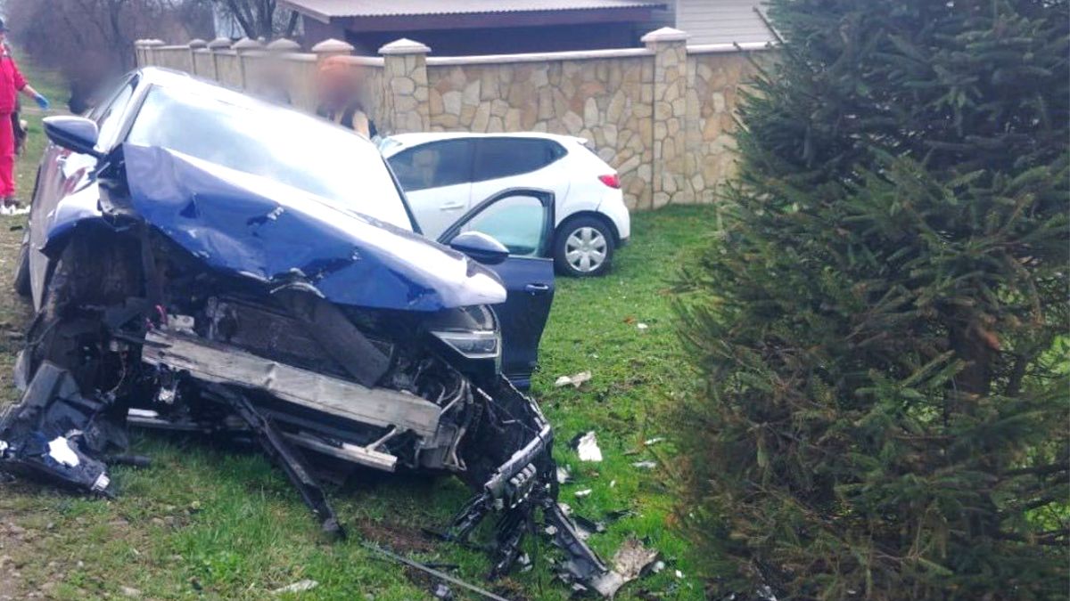 Водій легковика постраждав внаслідок ДТП у Шепарівцях 1