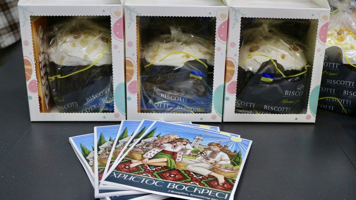 У "Гарті" провели майстер-клас з писанкарства та розпочали видачу великодніх пакунків 2