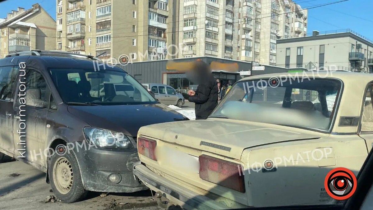 Злощасне перехрестя у Коломиї хочуть обладнати світлофорами 3