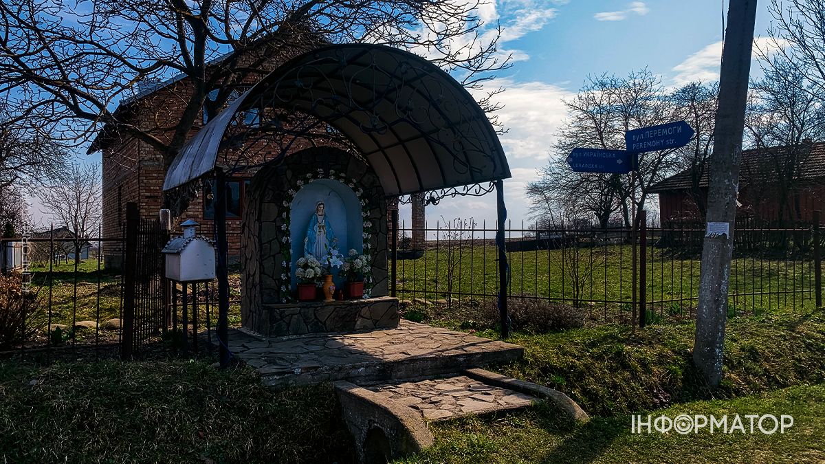 Фоторепортаж із Фатовця: тиша, що говорить більше за слова 10