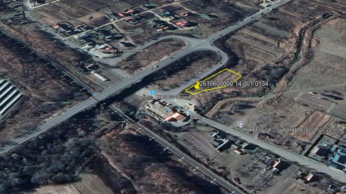 Не перша спроба: землю біля естакади виклала на аукціон влада Коломиї 2