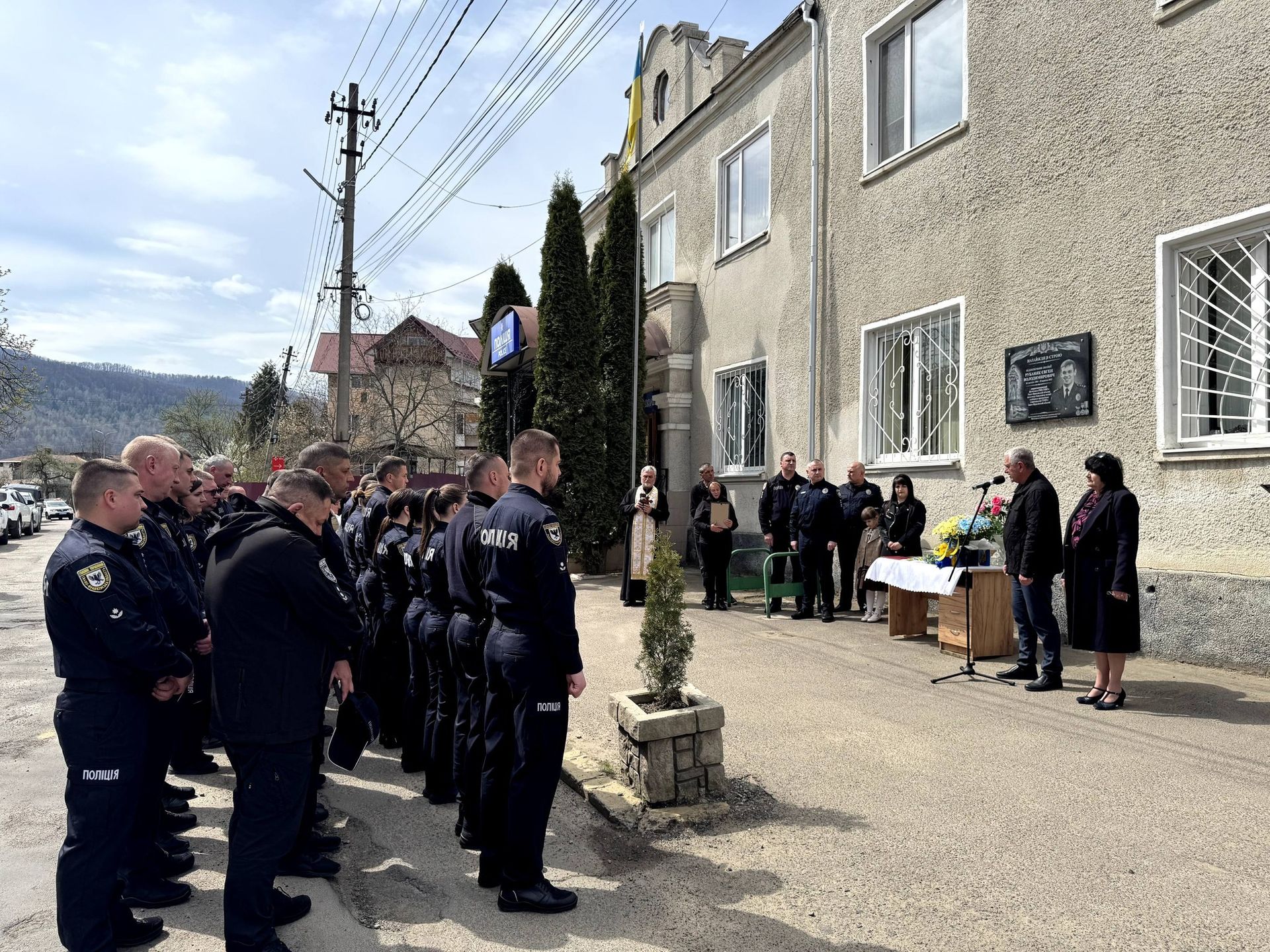 У Косові відкрили пам’ятну дошку загиблому захиснику Євгену Рубаняку 1