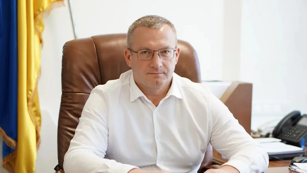 Пенсія, як дві зарплати президента України: аналіз декларації головного податківця Прикарпаття