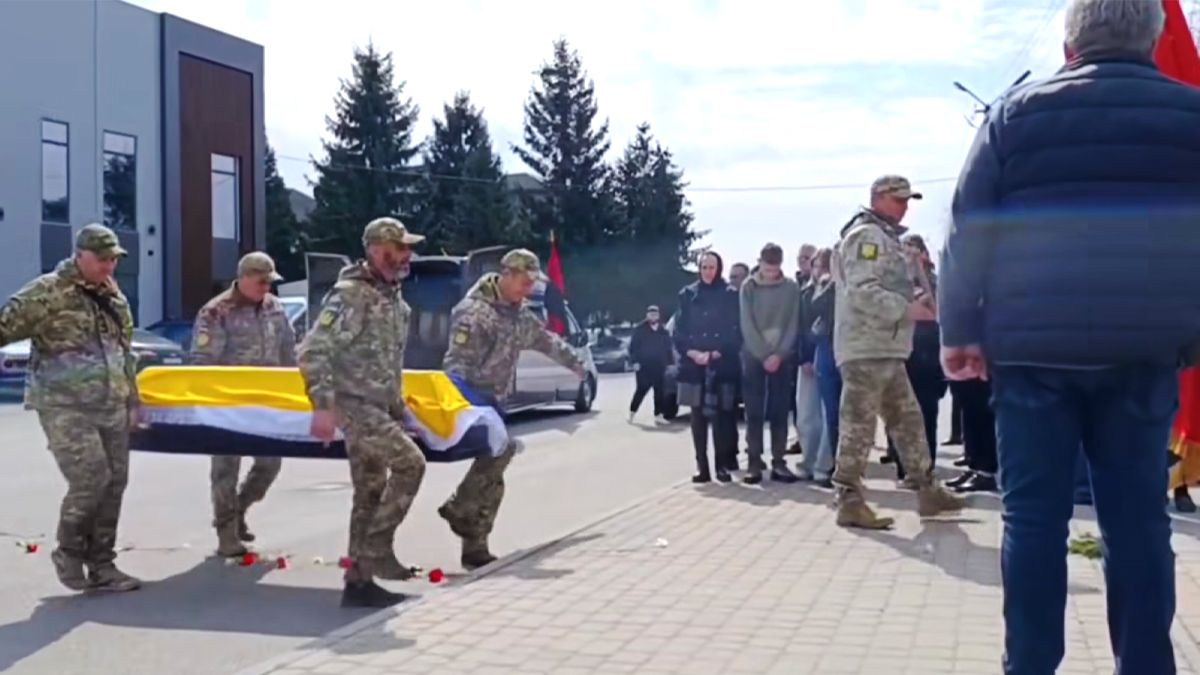 На вічний спочинок у Гвіздецьку громаду повернувся Михайло Феркалюк 5