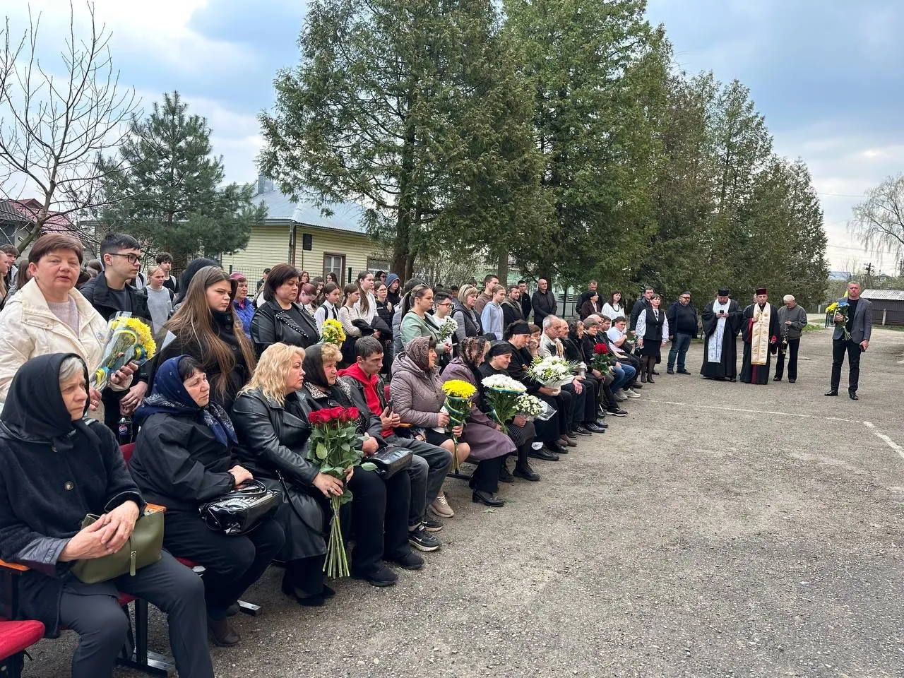 На Коломийщині відкрили памʼятні дошки полеглим Героям 2