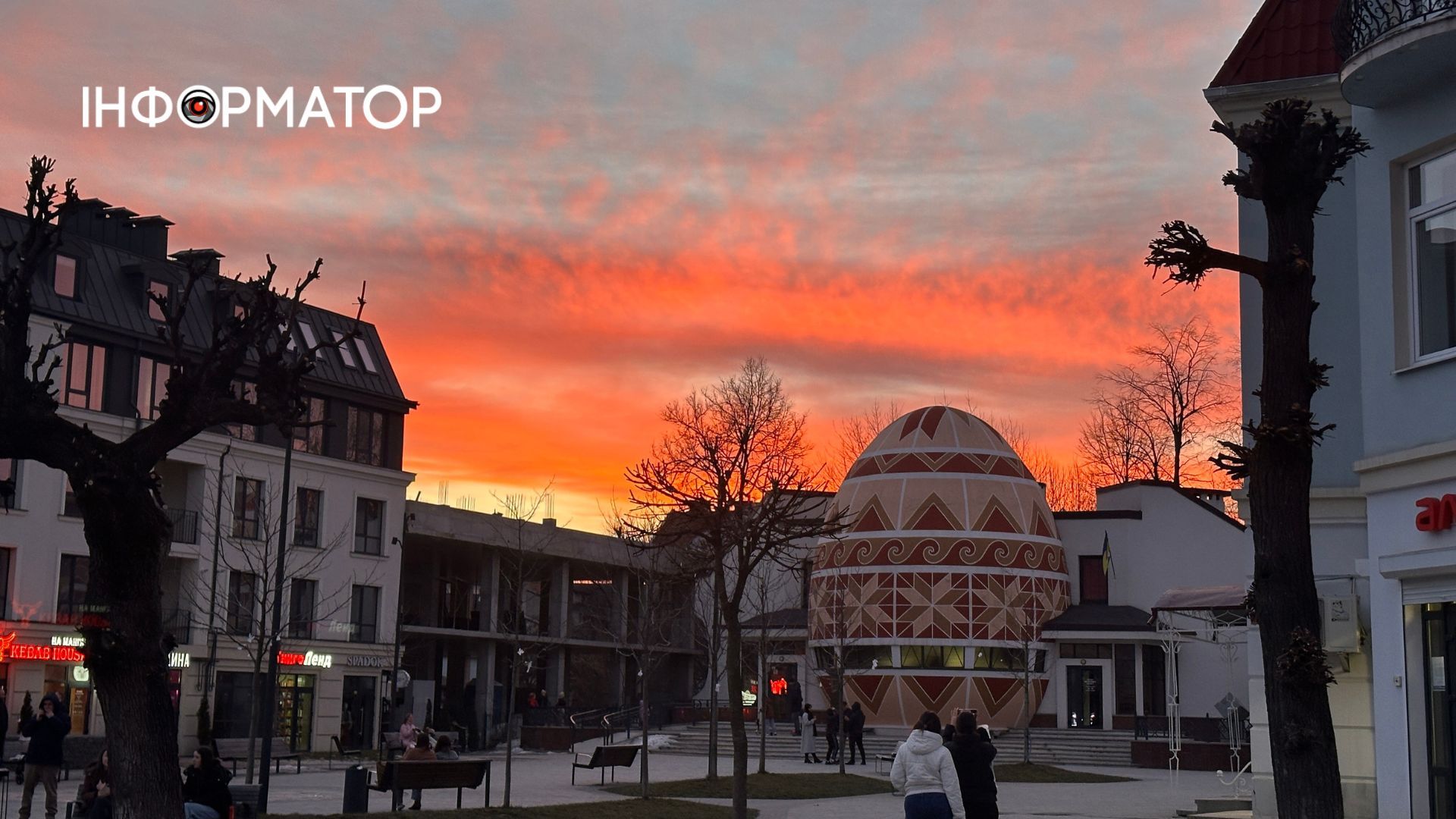 Історичні та архітектурні памʼятки на Івано-Франківщині