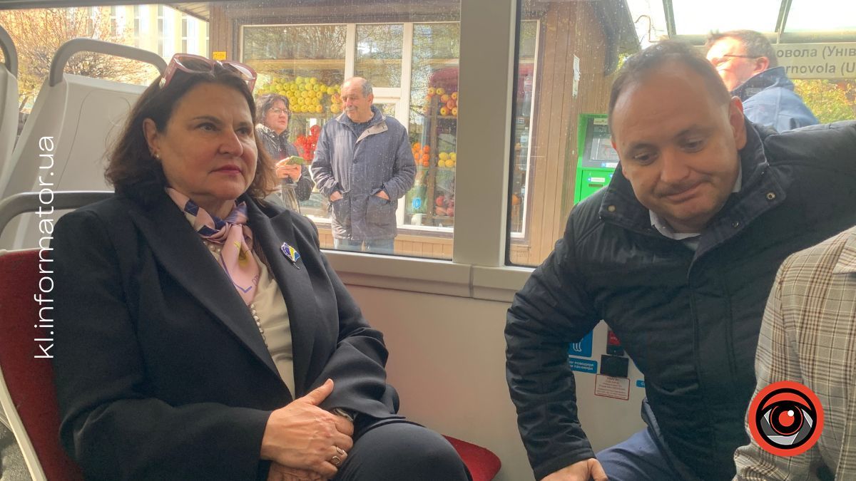 Нові тролейбуси вже курсують вулицями Франківська 6