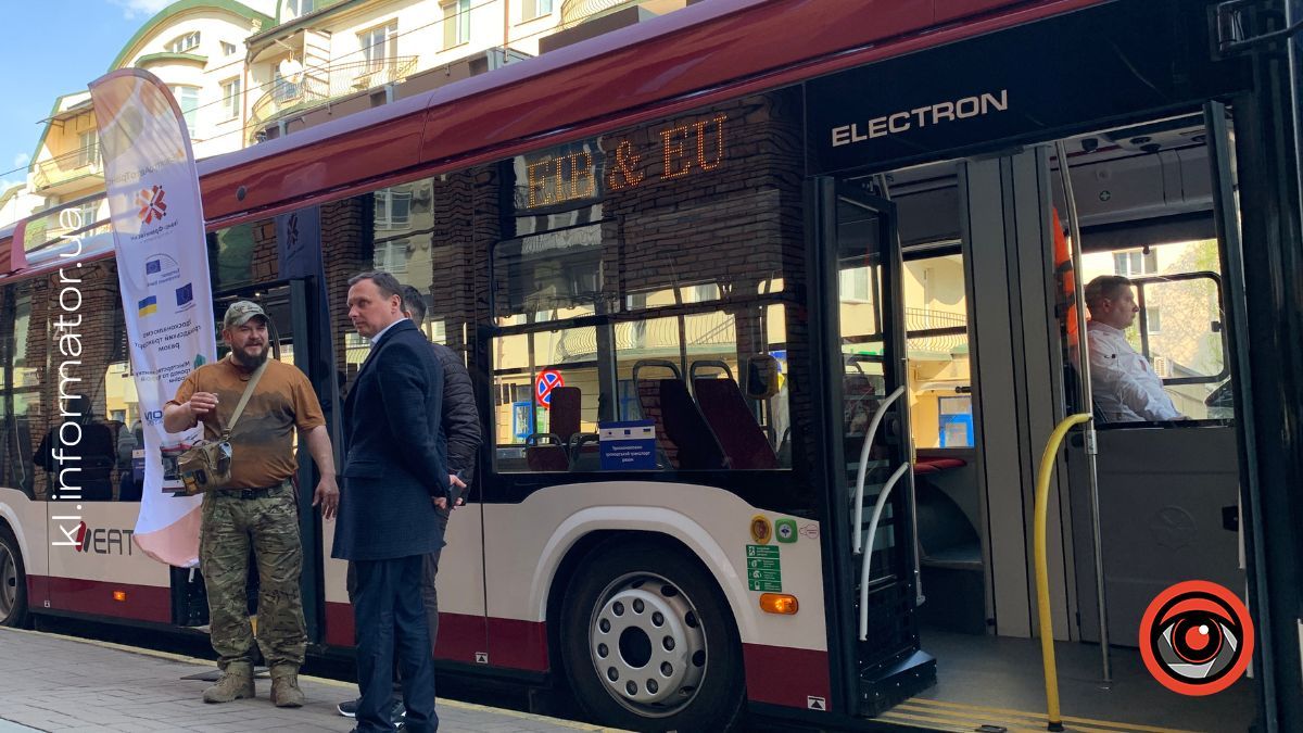 Нові тролейбуси вже курсують вулицями Франківська 8