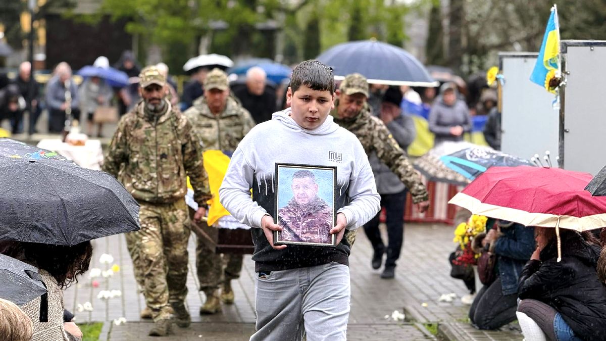 Отинійська громада віддала шану воїну Михайлу Грабовському 1