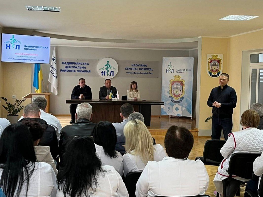 У Надвірнянській ЦРЛ відбулися кадрові зміни 1