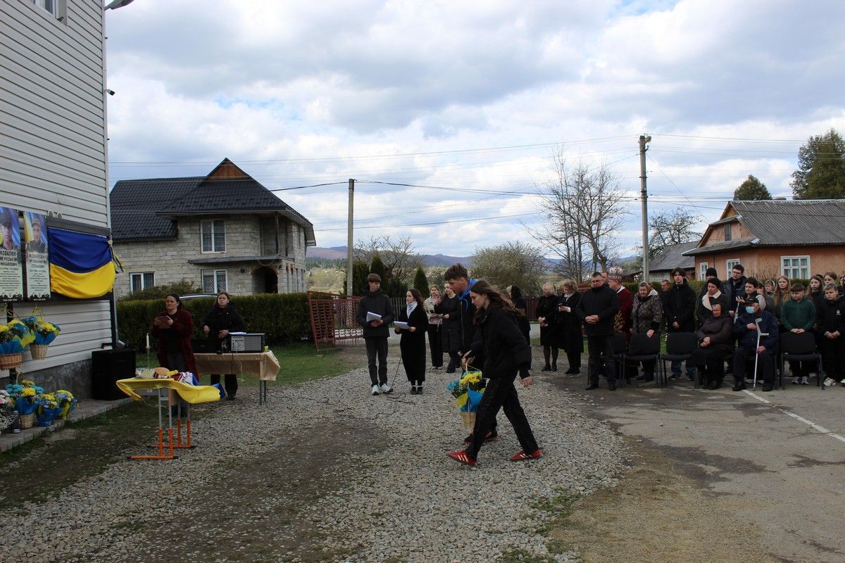 У Делятинській громаді відкрили меморіальні дошки полеглим захисникам 5