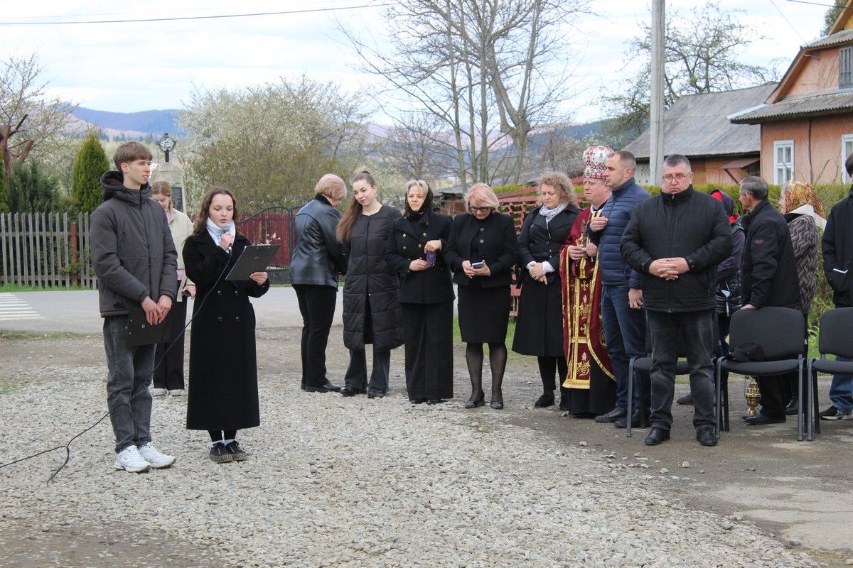 У Делятинській громаді відкрили меморіальні дошки полеглим захисникам 17