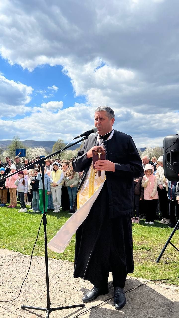 У Ланчинській громаді освятили меморіали двом загиблим Героям 1