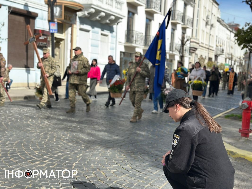 У Коломиї попрощалися із захисником Юрієм Фуриком 11