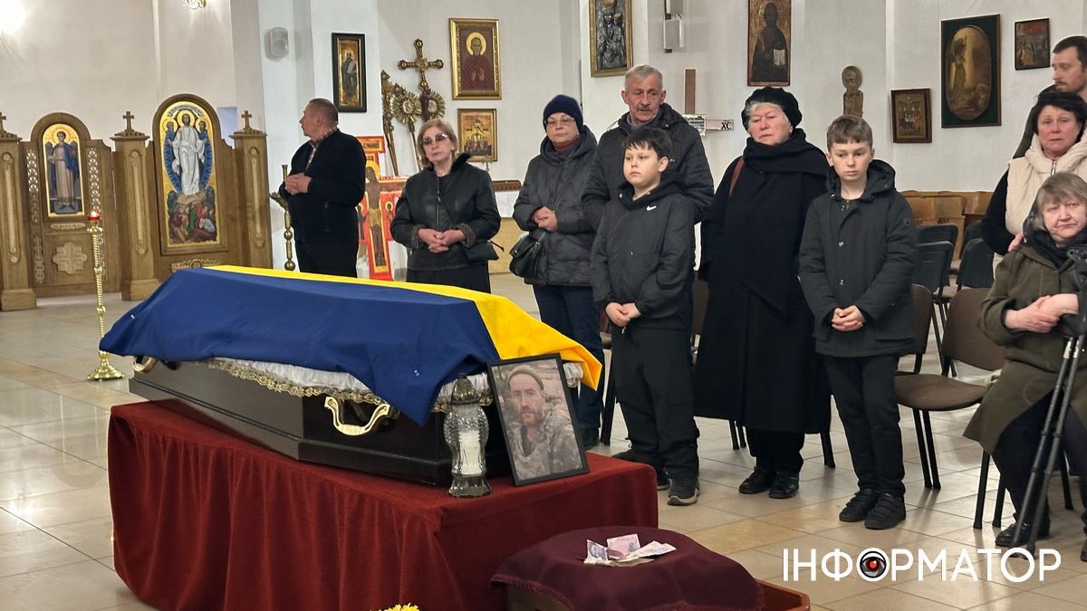 У Коломиї попрощалися із захисником Юрієм Фуриком 3