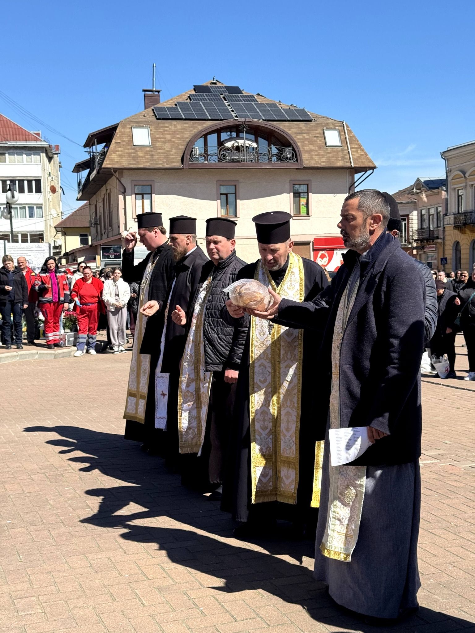 У Косові спільною молитвою вшанували пам'ять полеглих воїнів 9